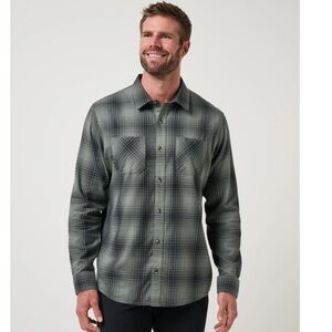 Cloud Flannel Plaid Button-Up M